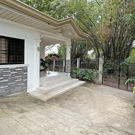 Hanella'S Place Bacong  ภายนอก รูปภาพ