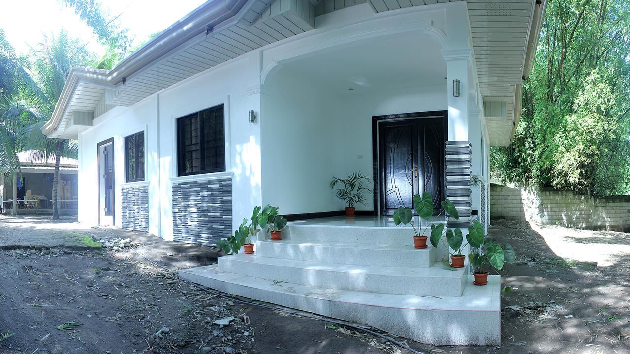 Hanella'S Place Bacong  ภายนอก รูปภาพ